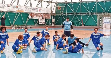 Calcio a 5: Il futuro è tutto per l’under 15 del Cus Ancona Calcio a 5: Il futuro è tutto per l’under 15 del Cus Ancona